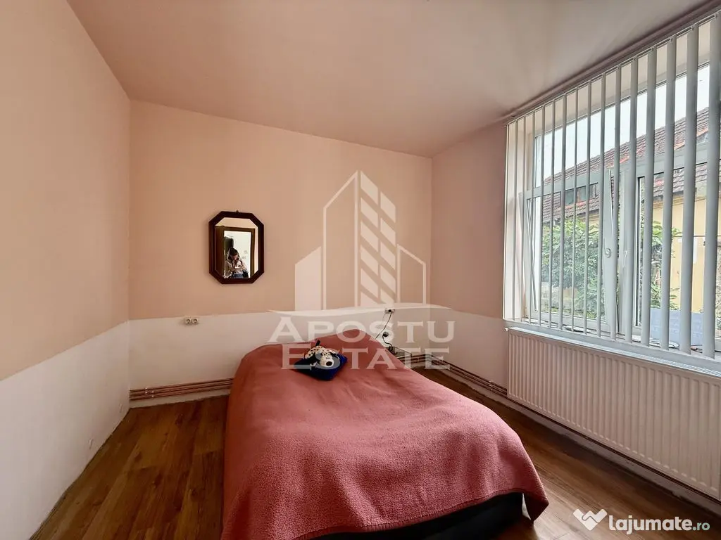 Apartament cu 3 camere la casa in zona Complexului Studen...