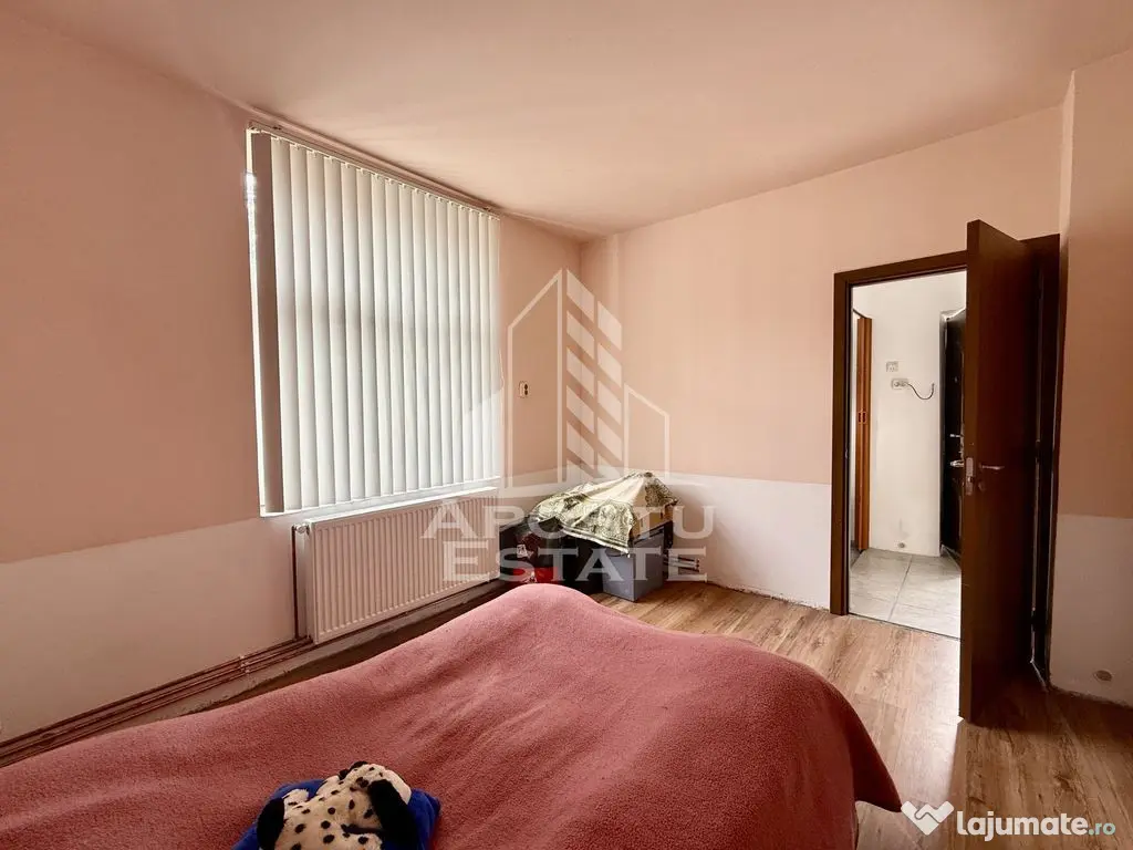 Apartament cu 3 camere la casa in zona Complexului Studen...