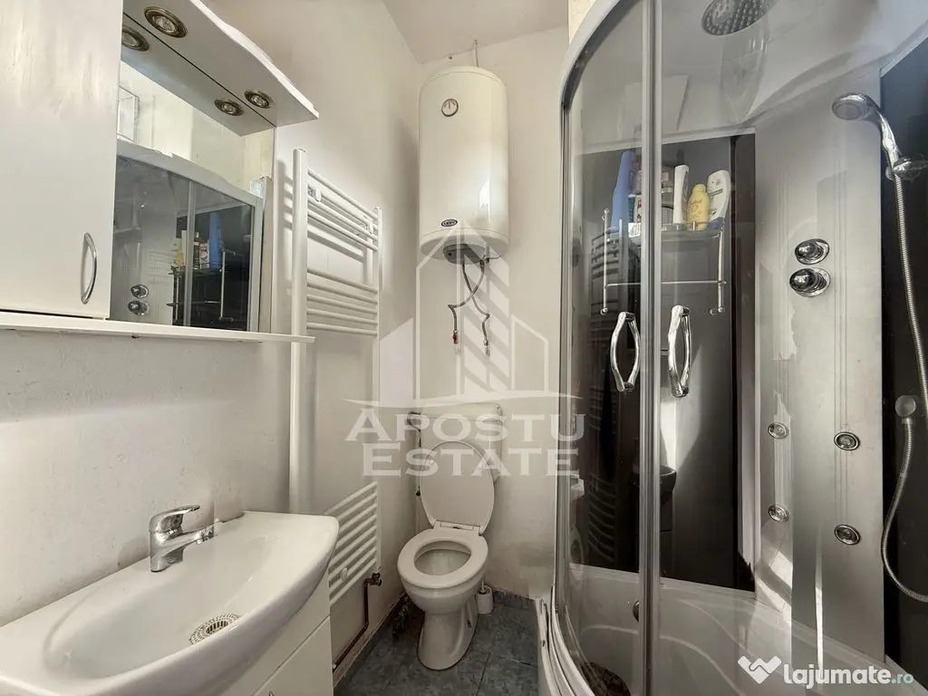 Apartament cu 3 camere la casa in zona Complexului Studen...