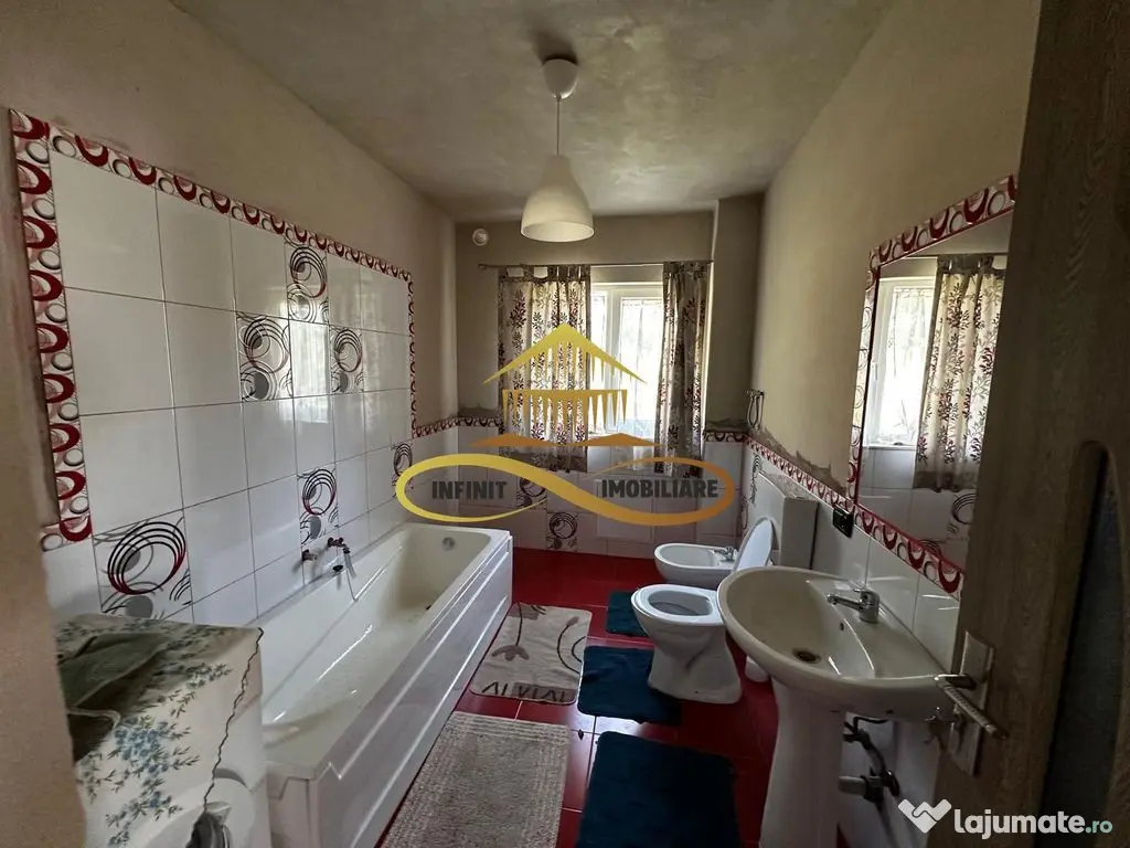 Casa de vanzare in Secuieni / Bacau 