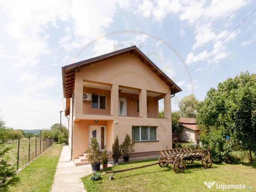 Casa spatioasa P+1E Budeasa -Valea Marului Arges