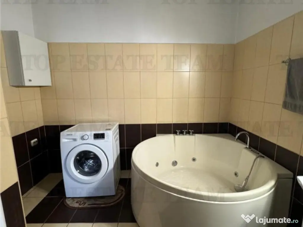 Apartament cu 4 camere de , Ultracentral, Kogalniceanu, cu 