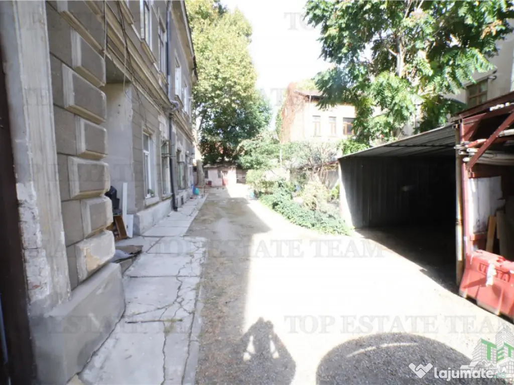 Apartament cu 4 camere de , Ultracentral, Kogalniceanu, cu 