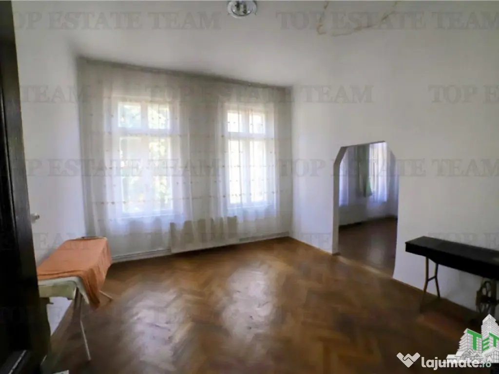 Apartament cu 4 camere de , Ultracentral, Kogalniceanu, cu 