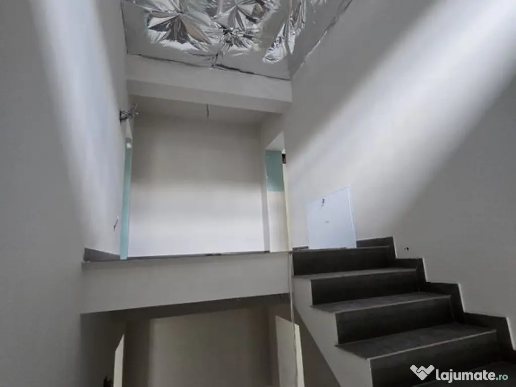 Apartament cu 4 camere 125 mp (4 garsoniere) la cheie, ve... 