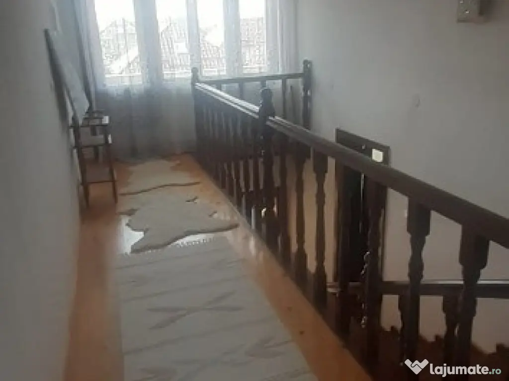 Sat Sasar, casa , 23 ari teren 