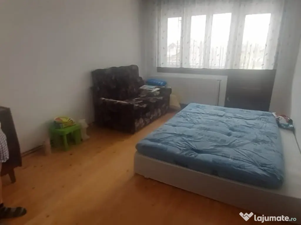 Sat Sasar, casa , 23 ari teren 