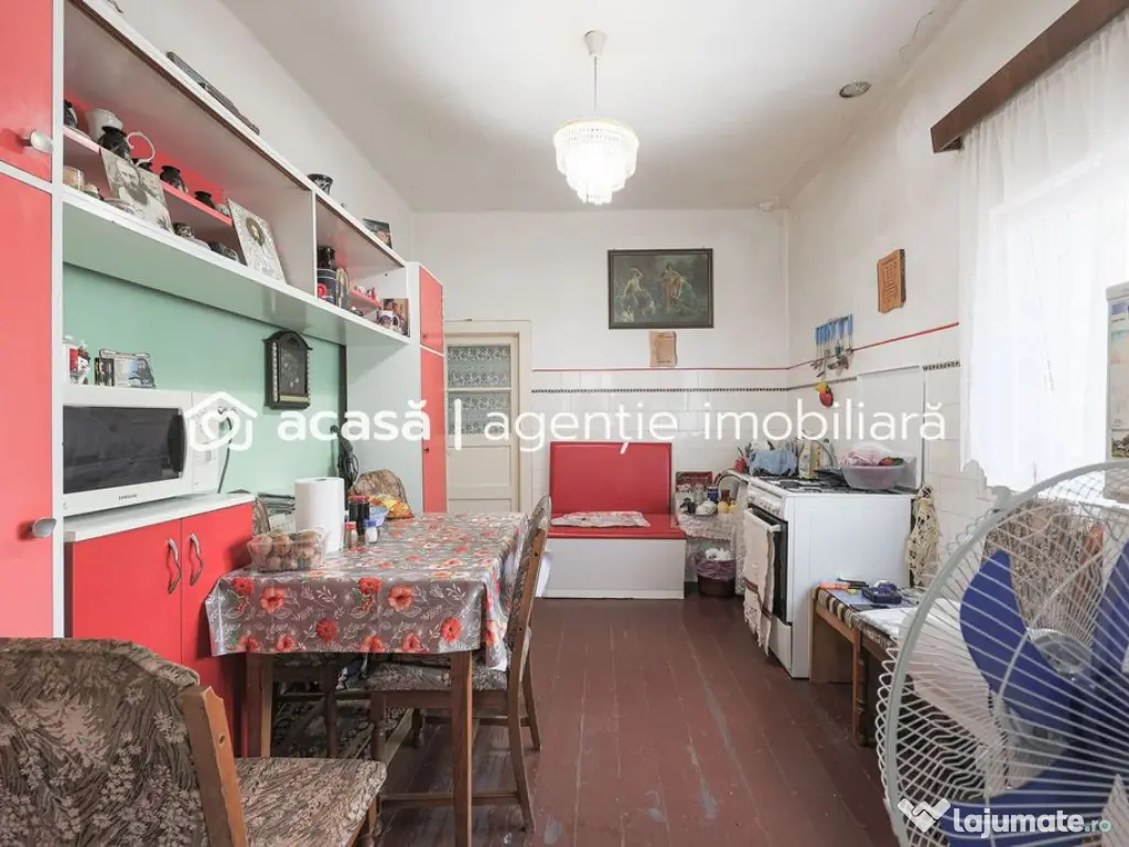 O casă în Grădiște, cu grădină proprie - teren 316 mp 