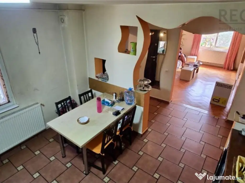 Apartament 4 camere | decomandat | zona Faget 