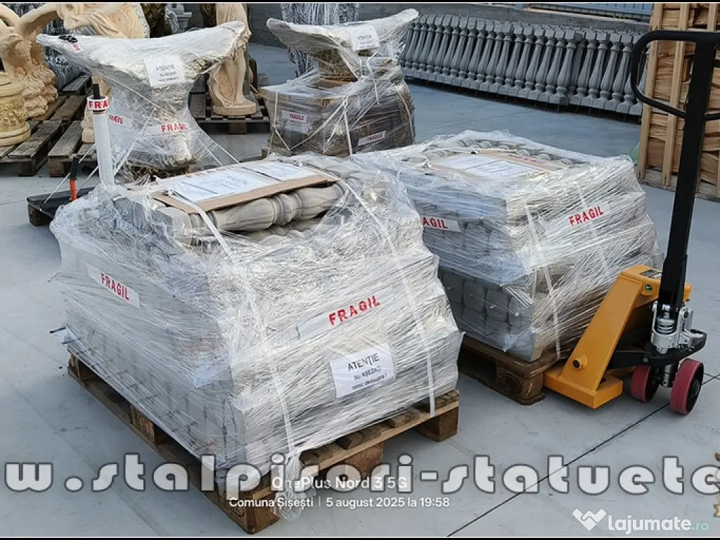 Stâlpișori, baluștri, popici, mosoare, din beton, model B5. 