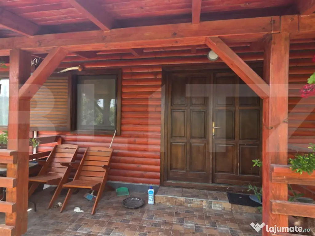 Casa de vacanca cu potential turistic, 1603 mp teren, Cernat