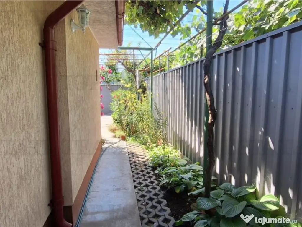 Casa cu gradina, 3 camere Zona I.C Bratianu, Constanta 