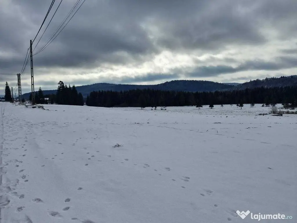 Teren intravilan, 750 mp în loc.Comandău, jud.Covasna. 