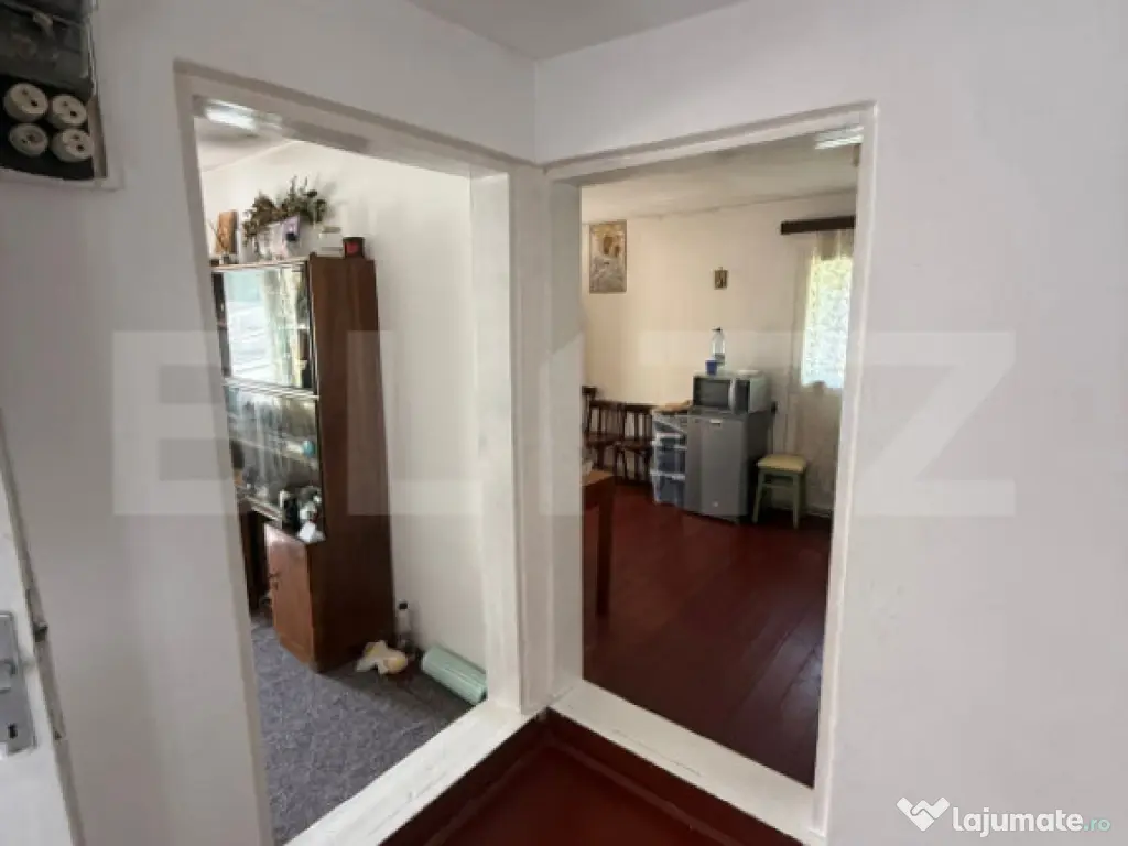 Casa parter, 84 mp , 432 mp teren, zona centru-Primărie