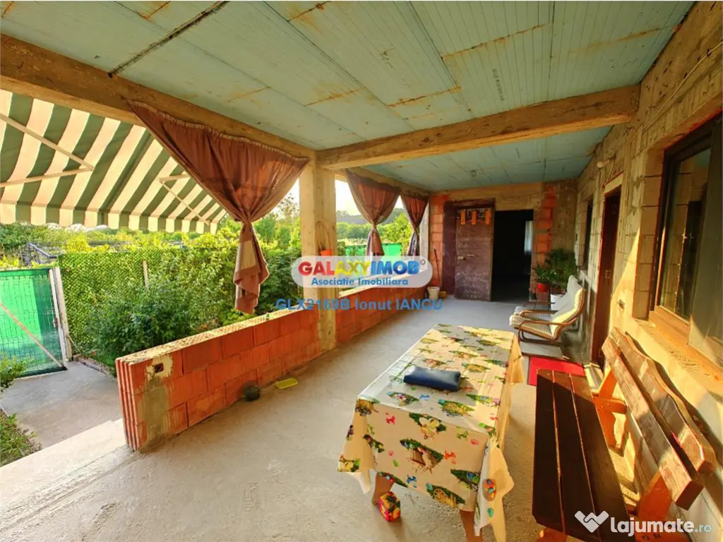 ! Vila spatioasa la rosu, langa padurea Odoreanu - doar 160.