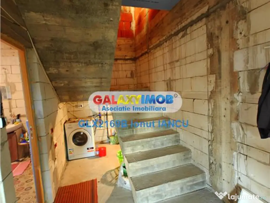 ! Vila spatioasa la rosu, langa padurea Odoreanu - doar 160.