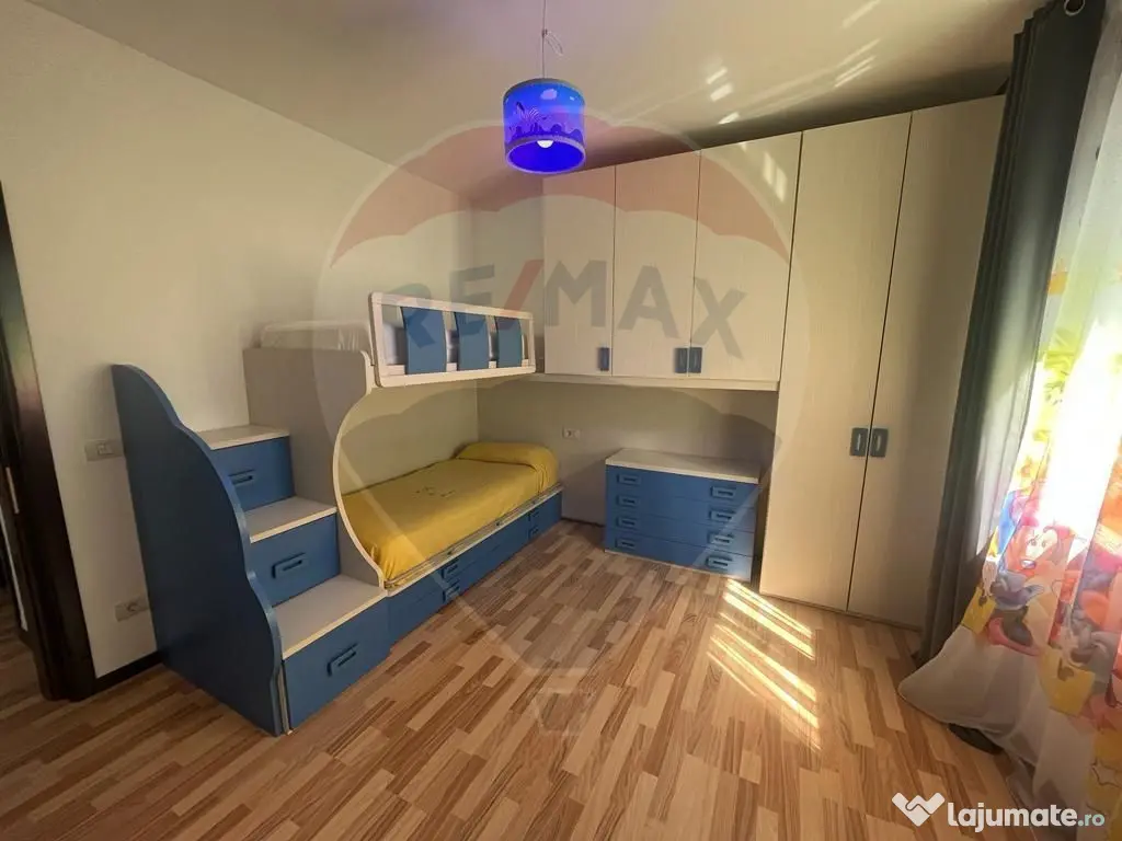 Casă / Vilă de vânzare str Dobrogeanu Gherea Radauti 