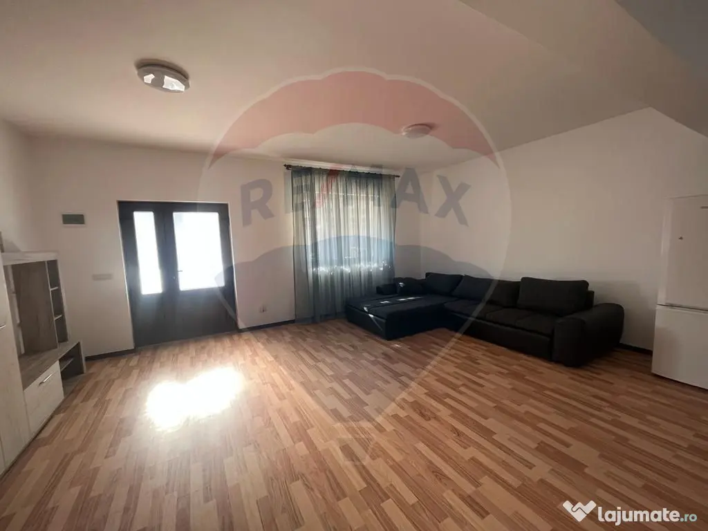 Casă / Vilă de vânzare str Dobrogeanu Gherea Radauti 