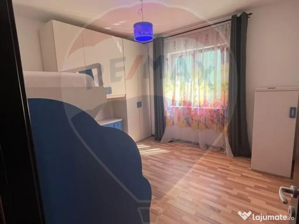 Casă / Vilă de vânzare str Dobrogeanu Gherea Radauti 