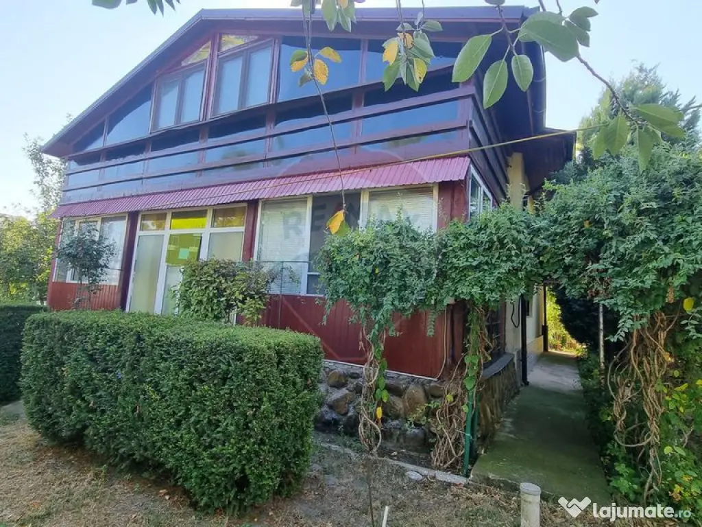 Casă de vacanta / Vilă de vânzare Lilieci, Ialomita 