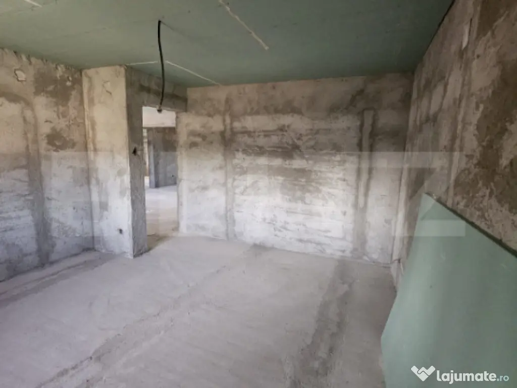 Casă la roșu, de vanzare, 250 mp, zona Slobozia Moara