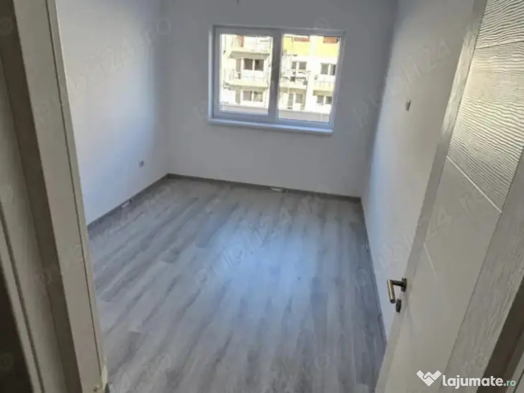 Apartament 3 camere 72 mp Sanpetru Subcetate City