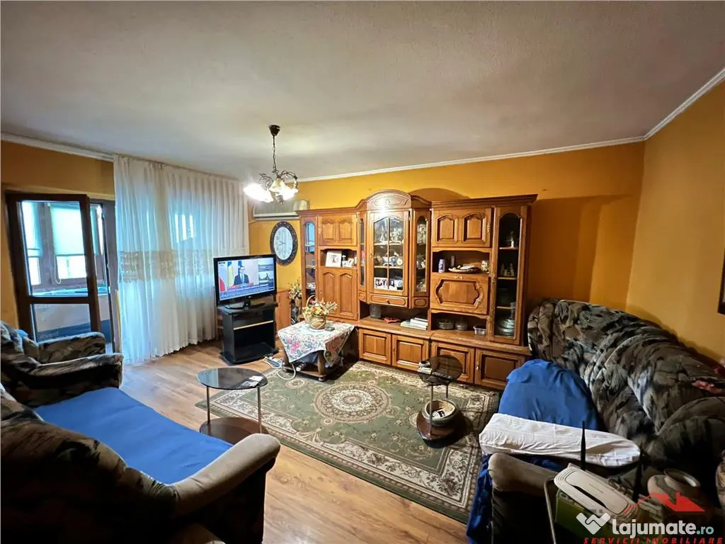 Apartament 4 camere, Primarie, 89mp, etaj 4 cu acoperis 