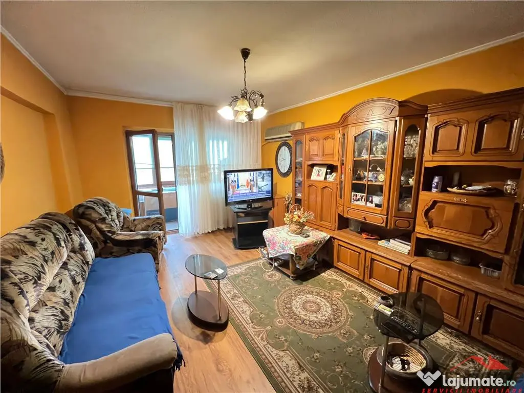 Apartament 4 camere, Primarie, 89mp, etaj 4 cu acoperis 