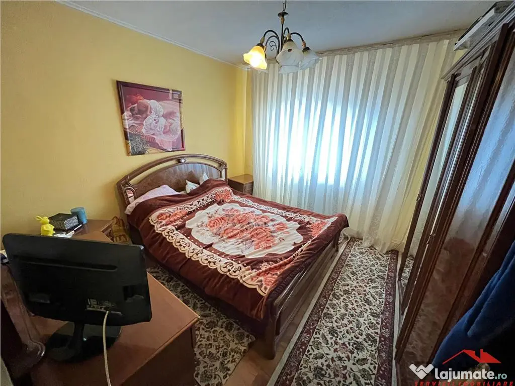 Apartament 4 camere, Primarie, 89mp, etaj 4 cu acoperis 