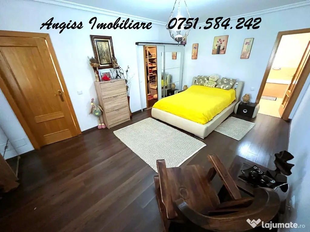 CASA DEOSEBITA loc NICULITEL jud TULCEA 