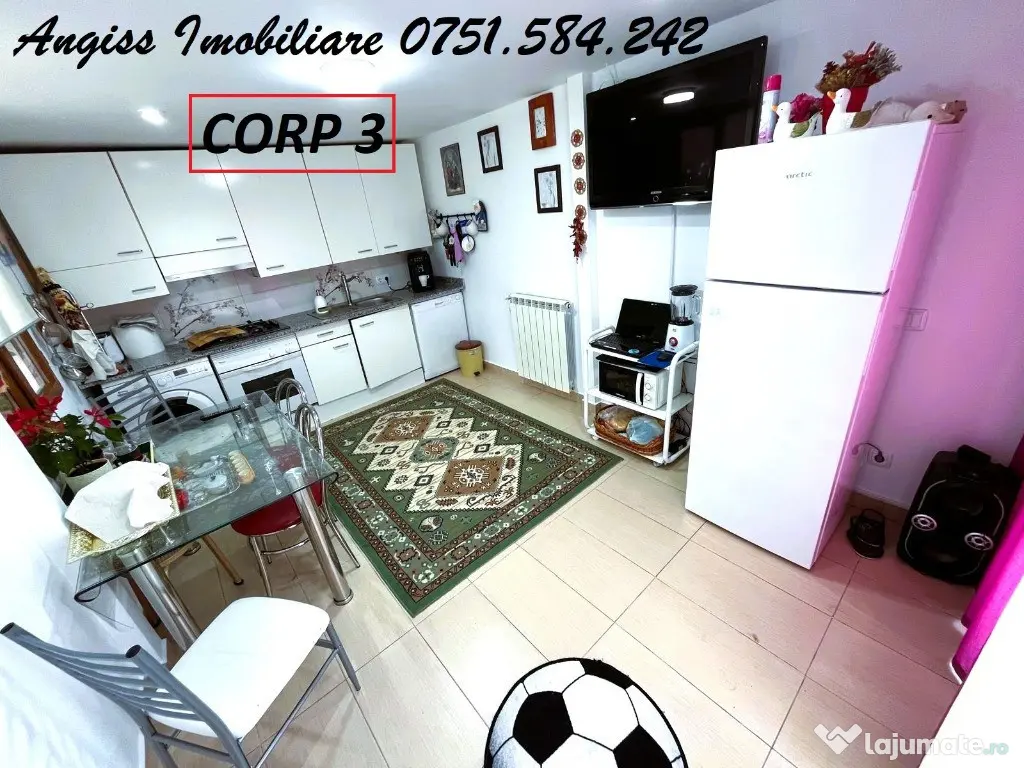 CASA DEOSEBITA loc NICULITEL jud TULCEA 