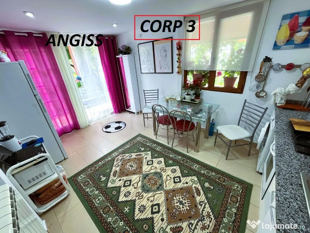 CASA DEOSEBITA loc NICULITEL jud TULCEA 