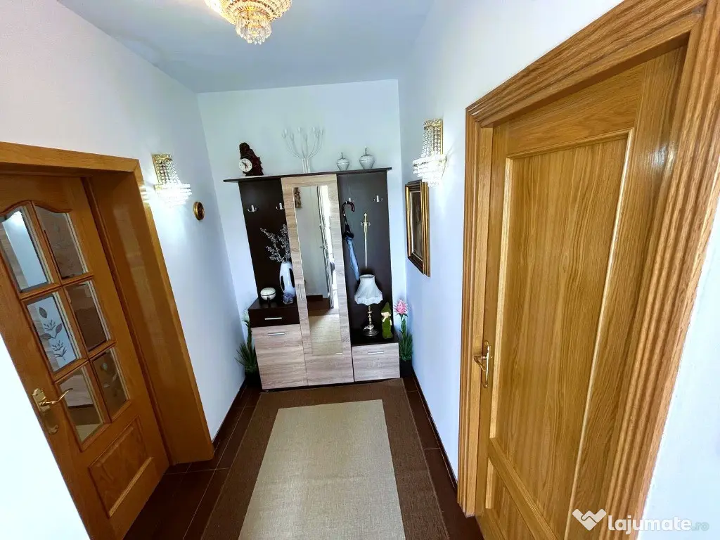 CASA DEOSEBITA loc NICULITEL jud TULCEA 