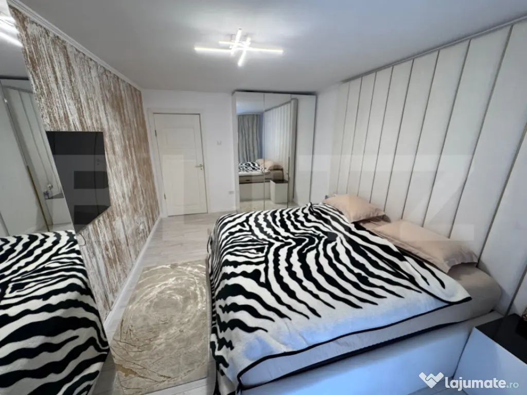 Apartament de vanzare, cu 2 camere, zona Micro 6