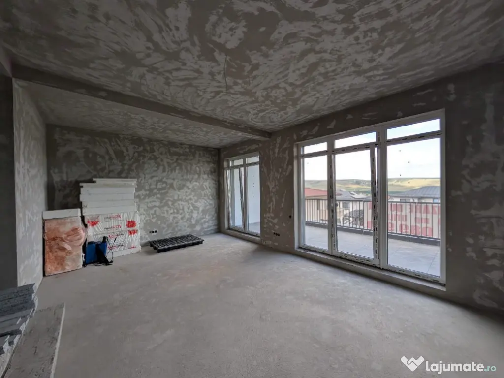 Duplex cu demisol open-space, 280 mp teren, Florești