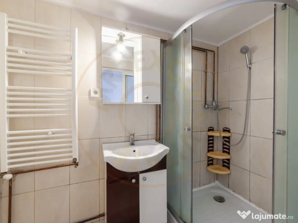 Oportunitate rară! Casă cu curte la munte-Campulung Muscel