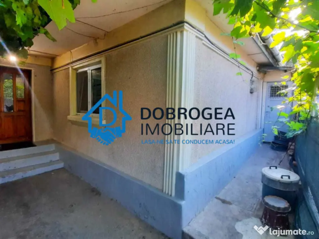 ZONA PACII- CASA 3 CAMERE ,TEREN 173 MP ,CENTRALA GAZ, MOBI