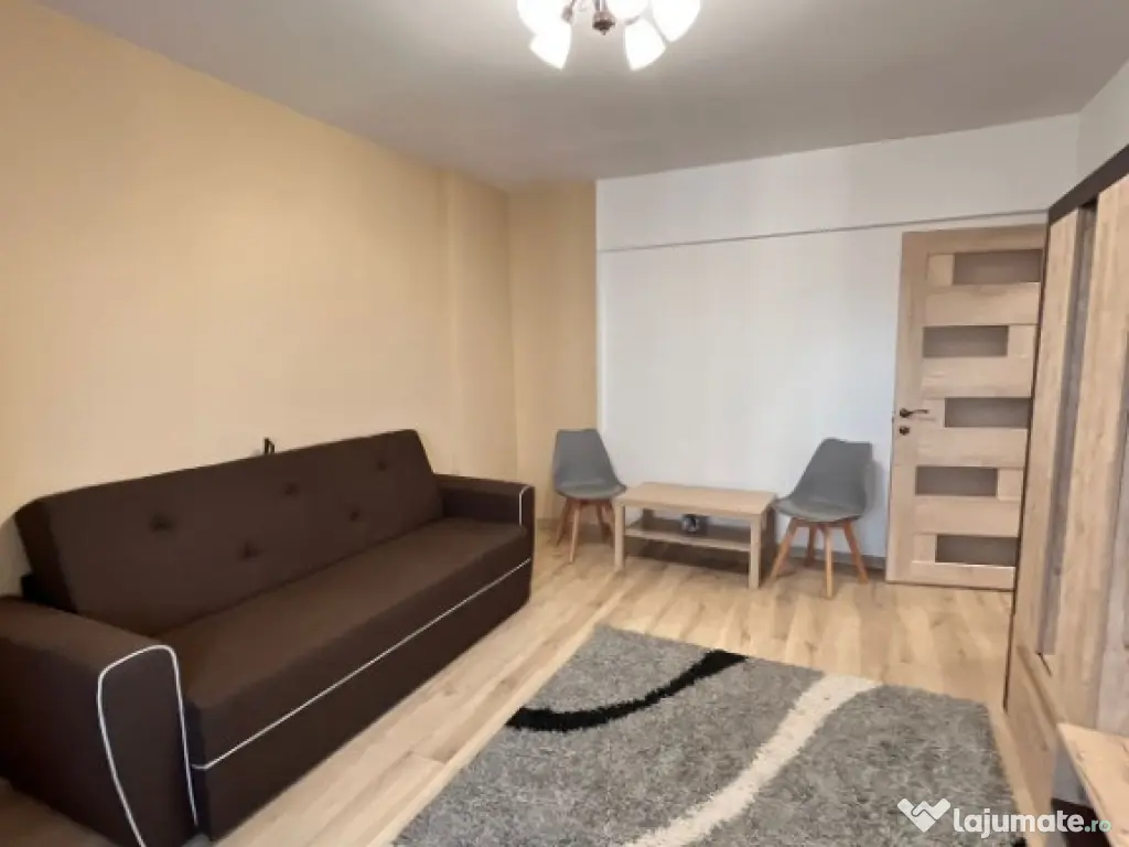 Apartament 2 cam dec, Păcurari Alpha Bank, 500 euro 
