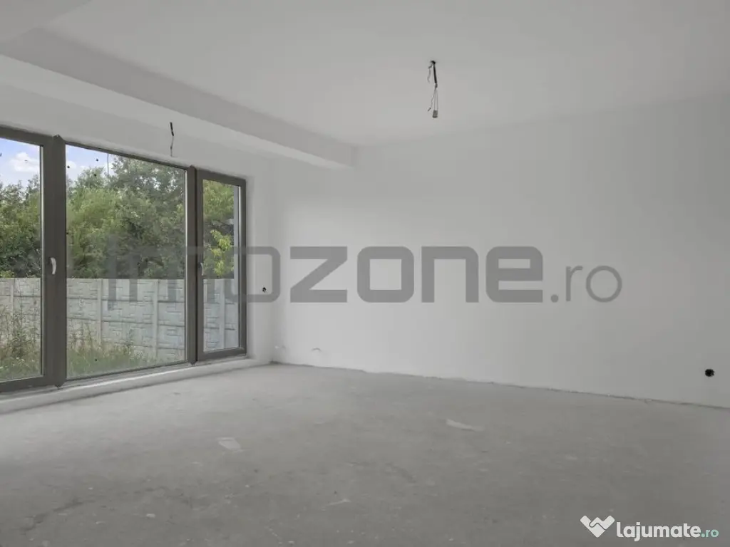 Casa spațioasă P+M, 195 mp, 3 dormitoare și 3 băi –... 
