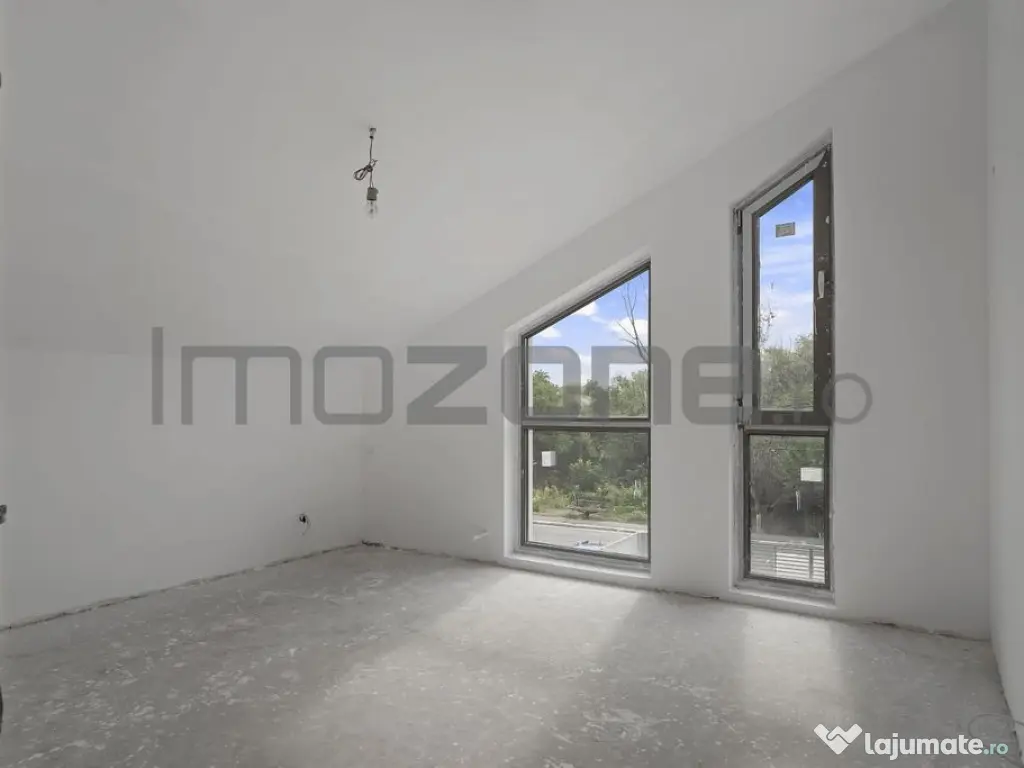 Casa spațioasă P+M, 195 mp, 3 dormitoare și 3 băi –... 