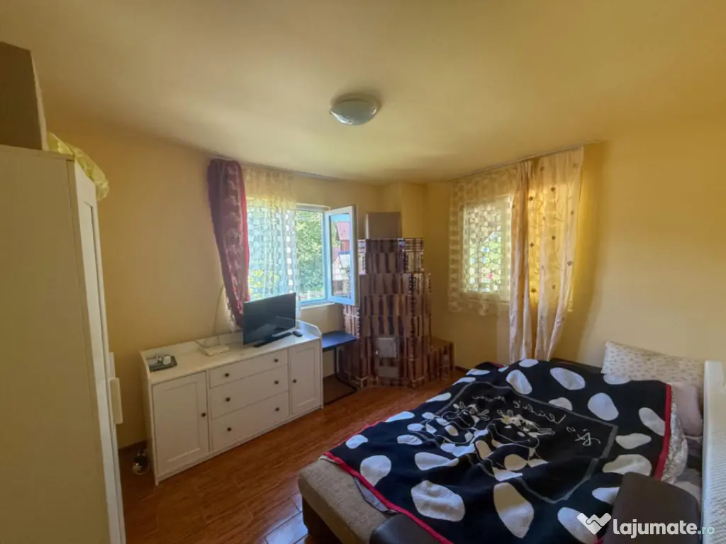 Casa de vacanta sau rezidenta in Adunati, buget redus 