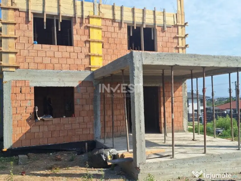 Casă Individuală cu 4 camere în apropriere de Iași