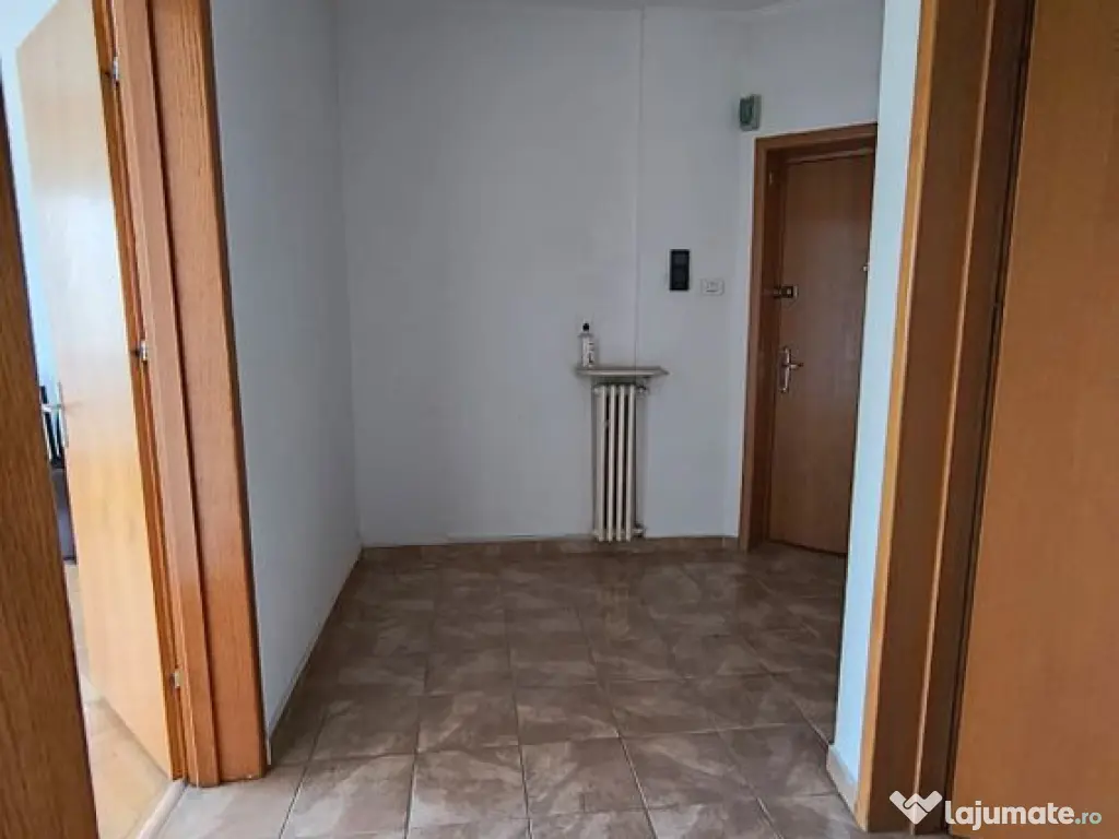 Apartament 4 camere Romana- Lascar Catargiu- stradal 