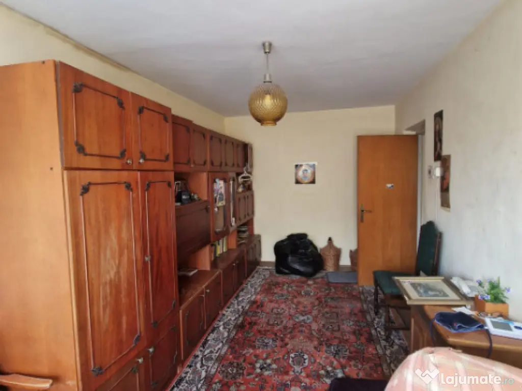 Apartament 3 camere, 80 mp, zona Biblioteca Judeteana