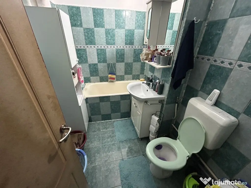 Apartament 2 camere zona Dacia 