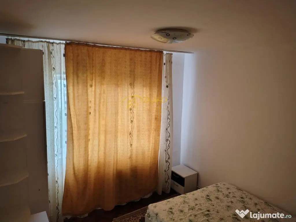 Apartament 3 camere decomandat in zona Canta 