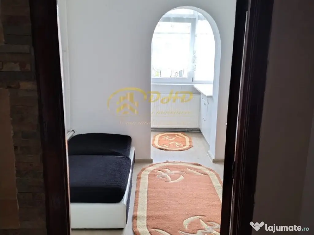 Apartament 3 camere decomandat in zona Canta 