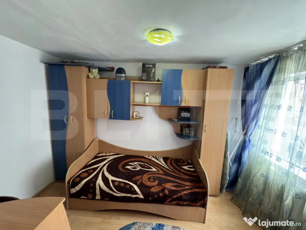 Apartament cu 3 camere, 45 mp, zona 23 August