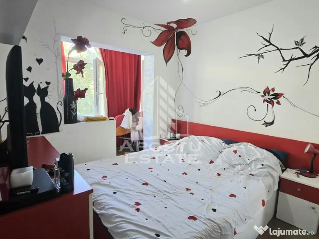 Apartament cu 4 camere, etaj intermediar, zona Dacia 