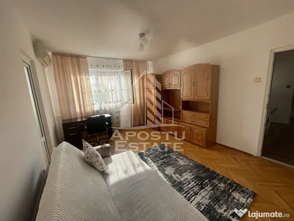 Apartament cu 2 camere, etaj intermediar, zona Sagului 